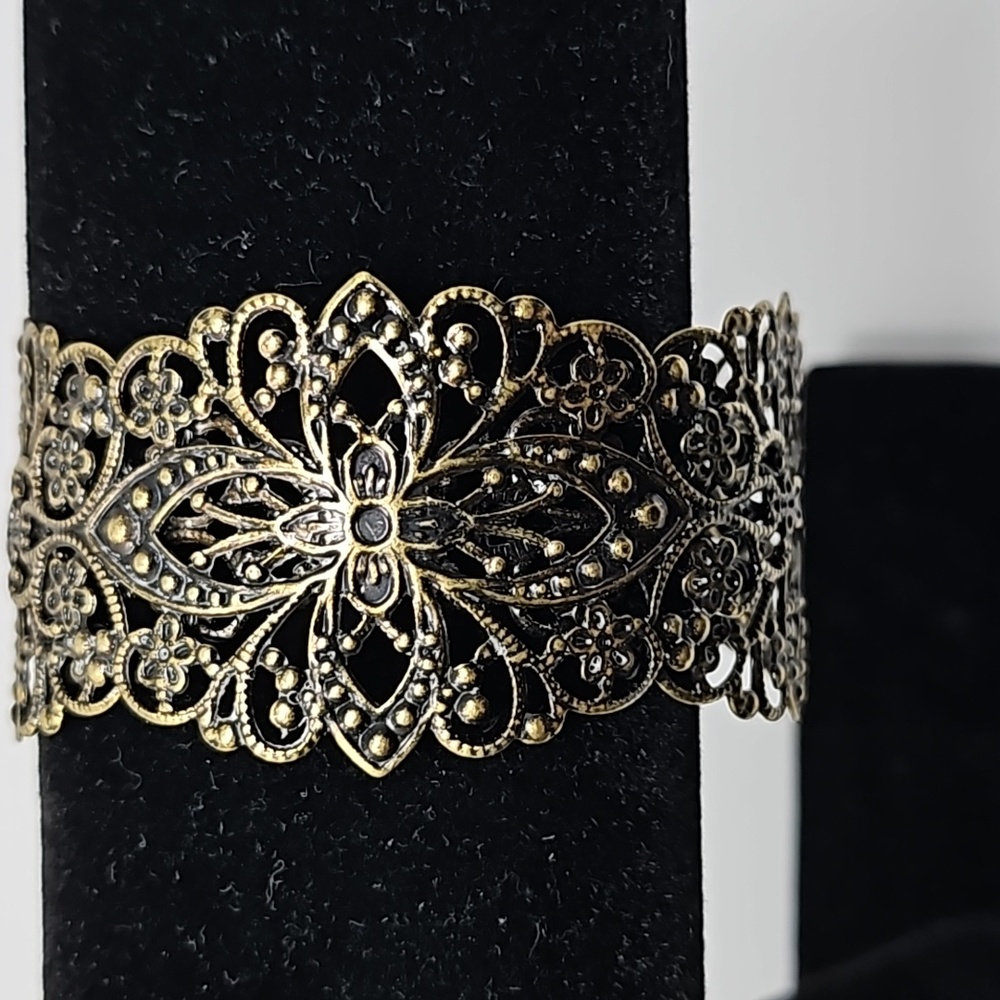 Pretty Cuff Bracelet - image 1